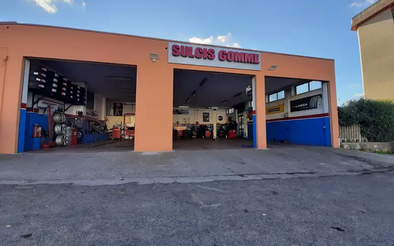 Foto dell'officina Sulcis Gomme