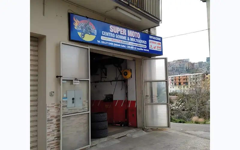 Foto dell'officina Super Moto Centro Gomme Di Antonio Gallo