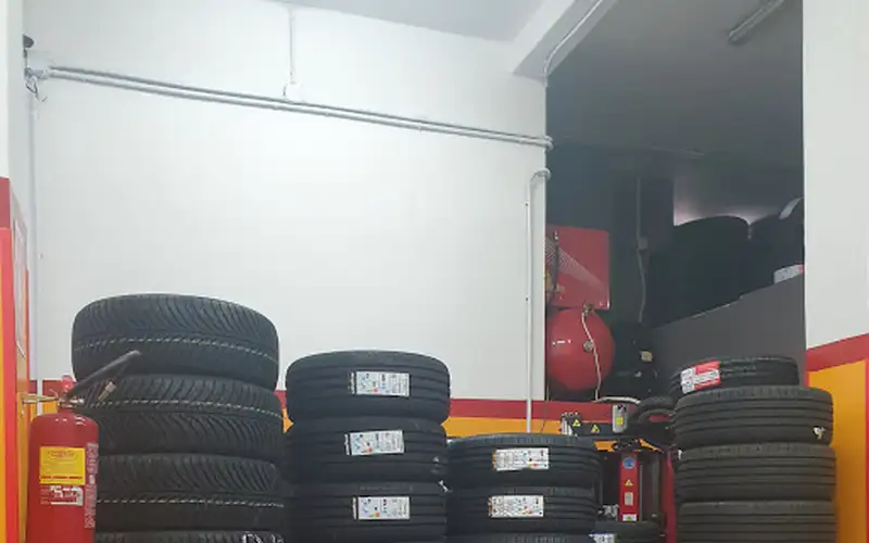Foto dell'officina Taranto Gomme