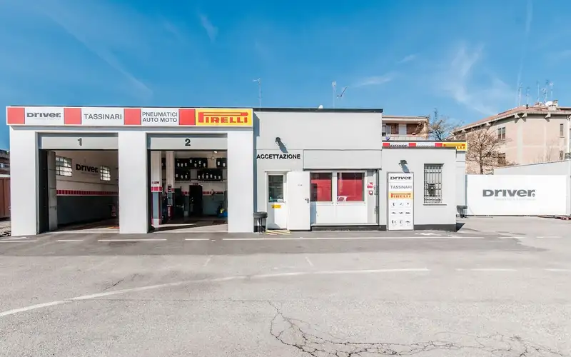 Foto dell'officina Tassinari Emanuele