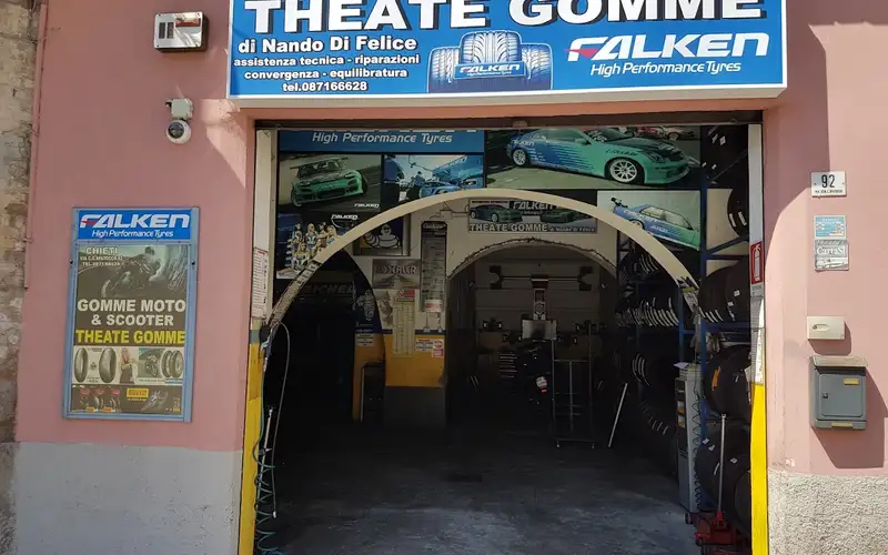 Foto dell'officina Theate Gomme Di Nando Di Felice