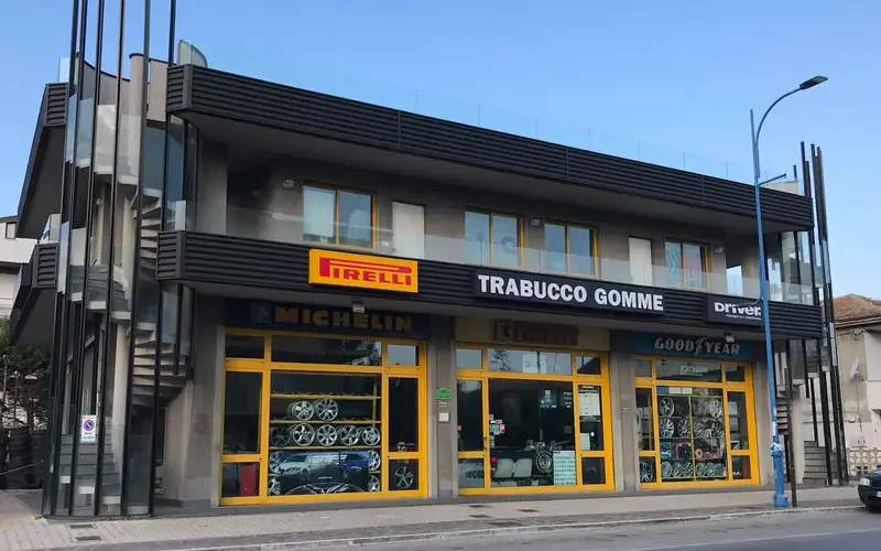 Foto dell'officina Trabucco Gomme S.a.s.