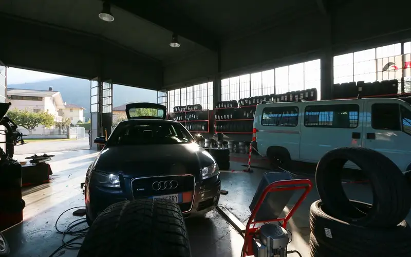 Foto dell'officina Tyre And Business