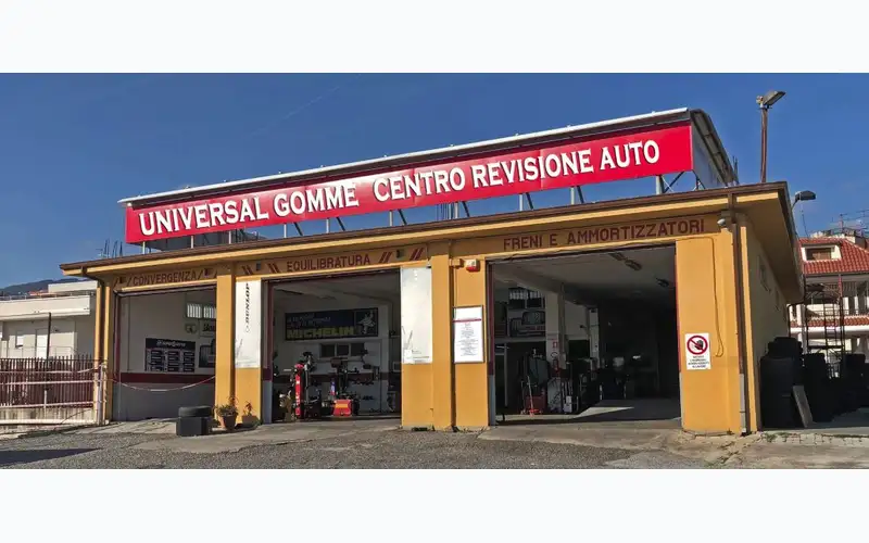 Foto dell'officina Universal Gomme - Lamezia Terme