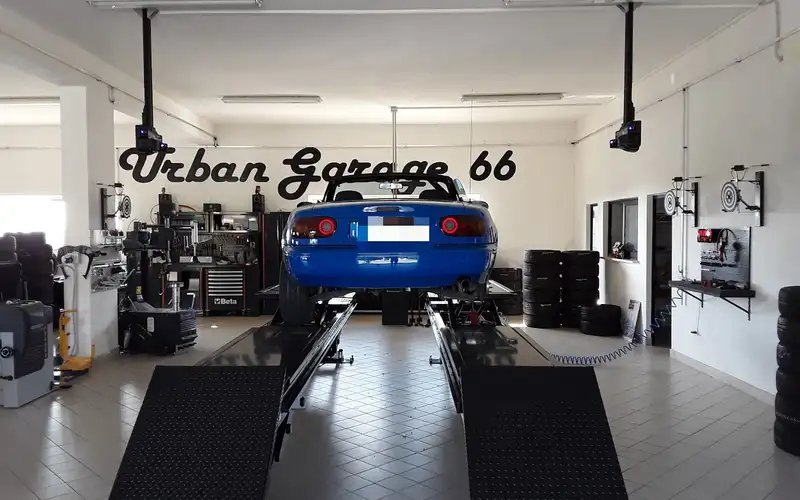 Foto dell'officina Urban Garage 66 di Enzo Iemmallo