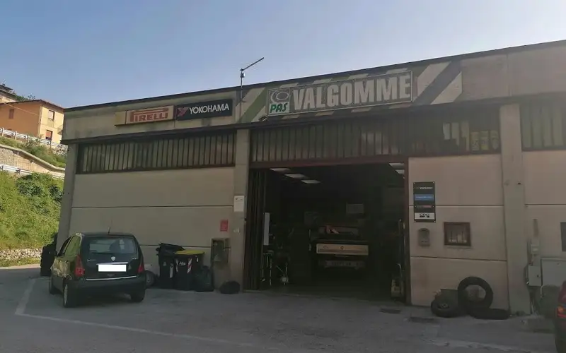 Foto dell'officina Valgomme