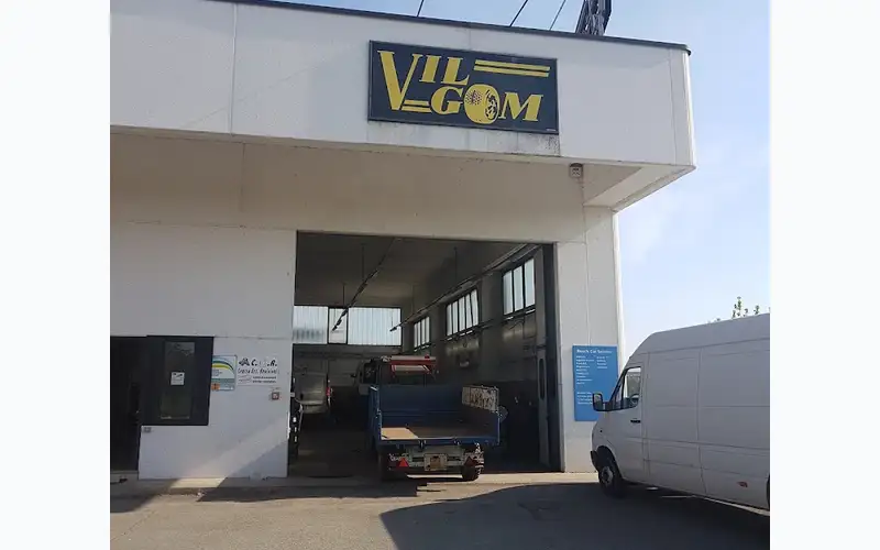Foto dell'officina Vilgom Di Preve Raniero & C. S.a.s.