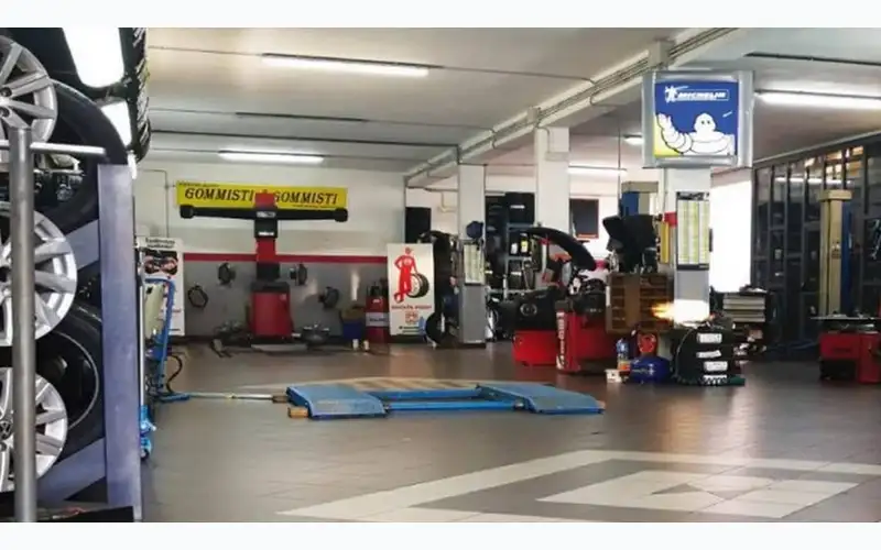 Foto dell'officina Vito Ingrosso Pneumatici