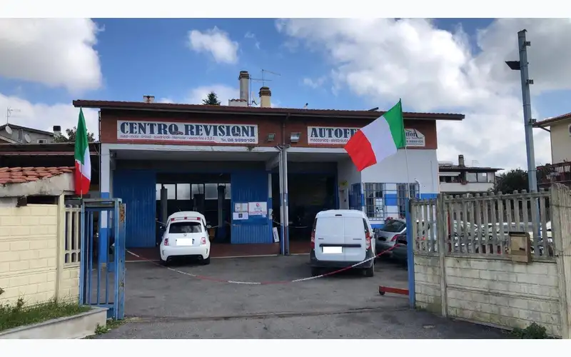 Foto dell'officina Vittorini Luciano