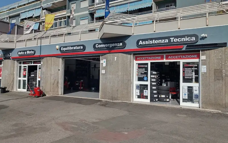 Foto dell'officina VM Tires S.n.c.