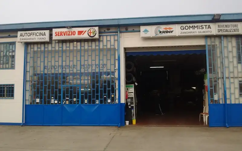 Foto dell'officina Zanghirate Gomme